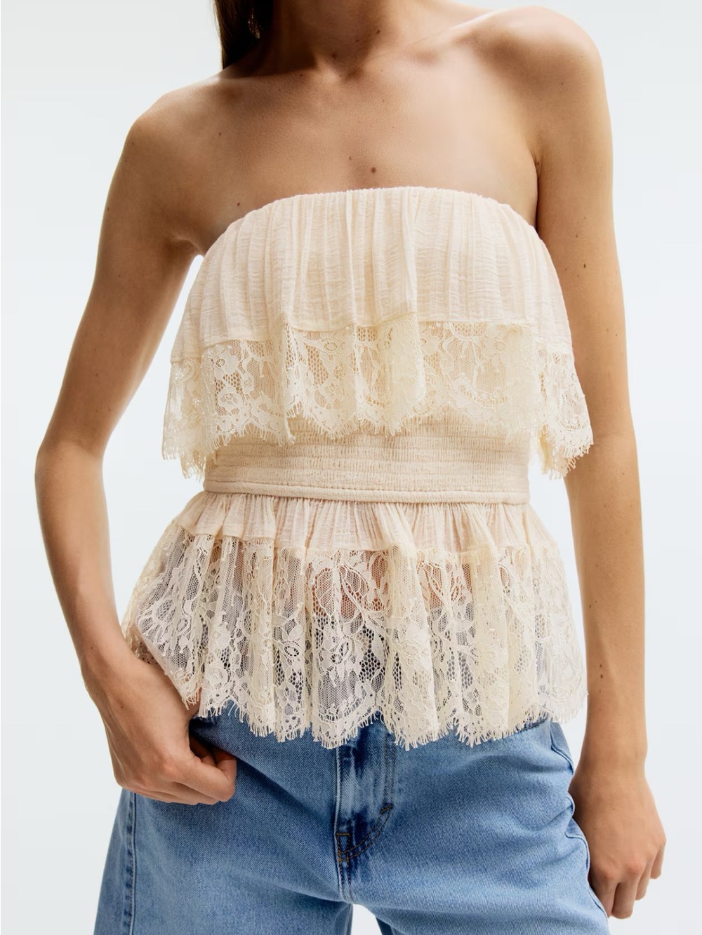 H&M NWT LIGHT BEIGE FLOUNCED BANDEAU TOP SIZE SMALL